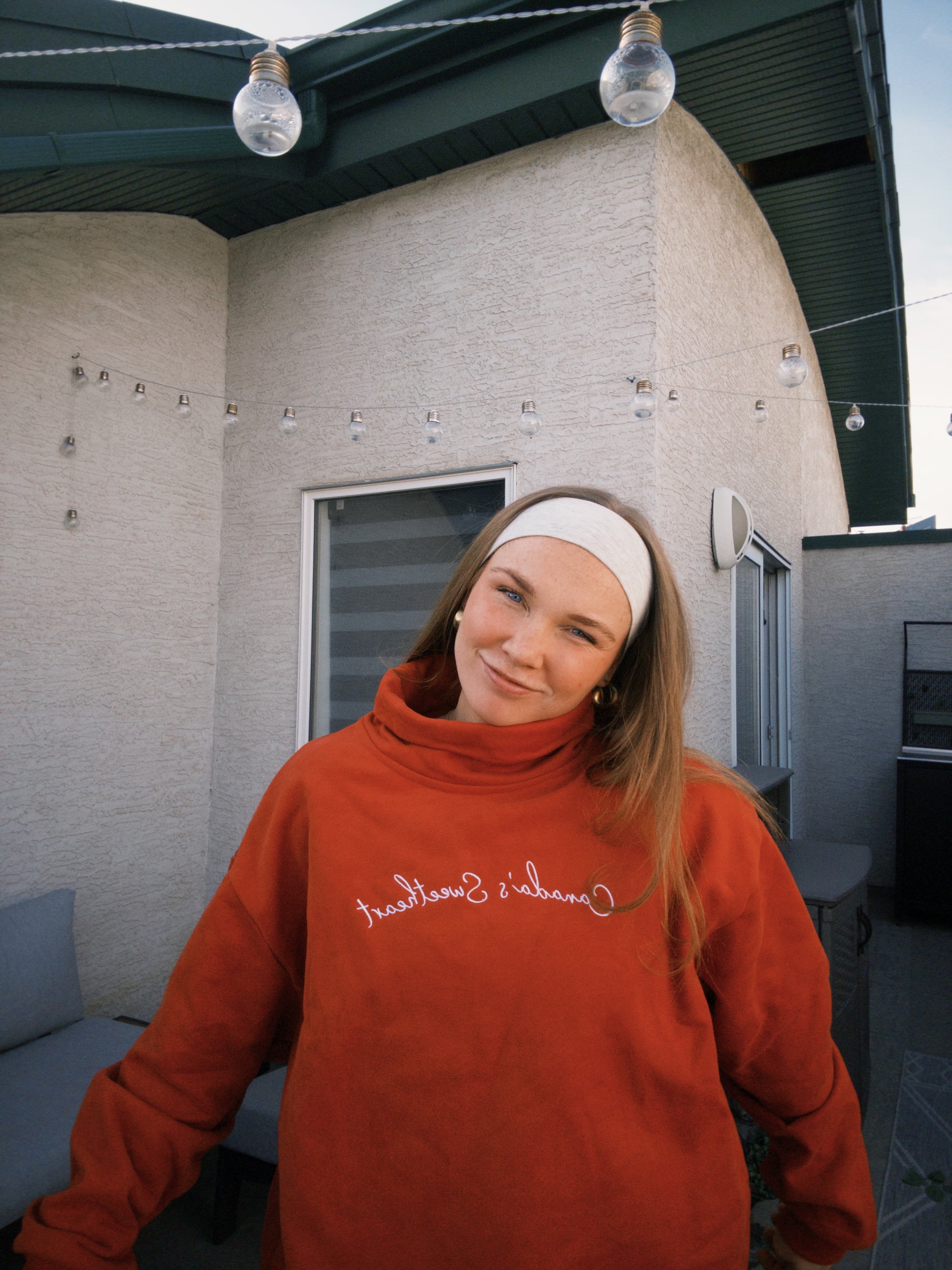 Canadas Sweetheart Red mockneck