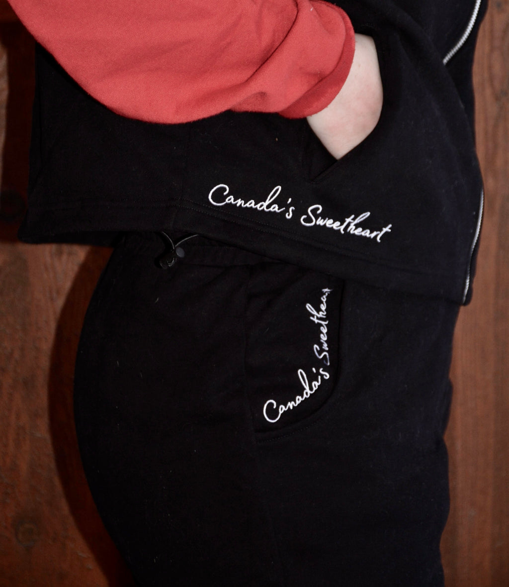 Canada’s Sweetheart sweatpants
